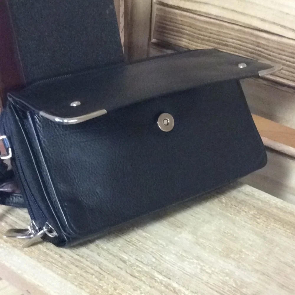BLACK LEATHER Double Zip Ring Crossbody Wallet On A String NWOT - Picture 2 of 10
